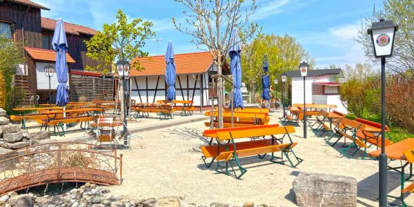 Biergarten Hotel und Restaurant Nehrener Hof 3