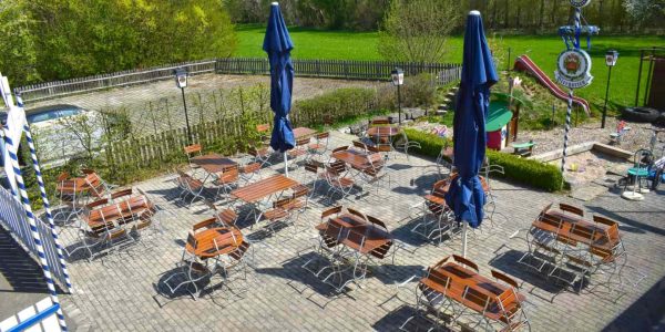 Biergarten Hotel und Restaurant Nehrener Hof 6