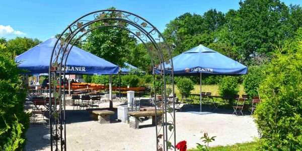 Biergarten Hotel und Restaurant Nehrener Hof 9